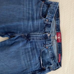 Lucky Brand Jeans. 36 x 29